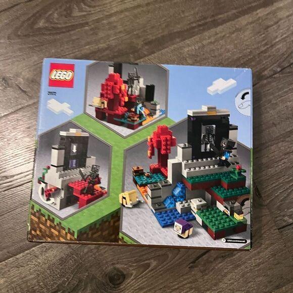 LEGO Minecraft The Ruined Portal Building Toy 21172 - Picture 2 of 2